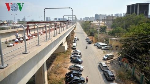 bai giu xe may cho khach di xe buyt anh 1