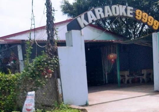 Duoi danh nhau loan xa trong quan karaoke anh 1