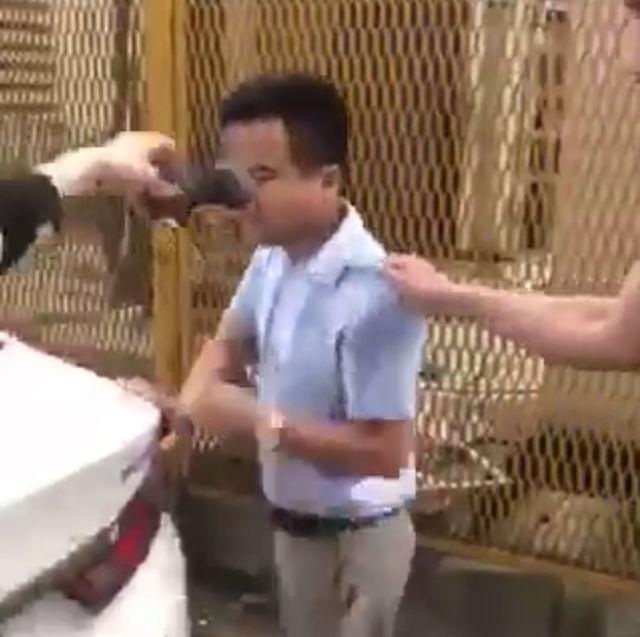 Thực nghiệm vụ thầy dạy lái chạm chỗ nhạy cảm ảnh 2 Thuc nghiem vu thay day lai cham cho nhay cam anh 2