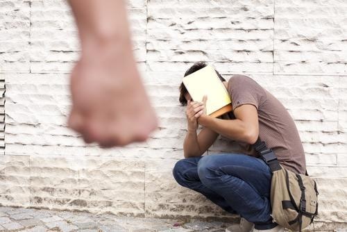 4 thieu nien hau toa vi bat nat ban den chet hinh anh