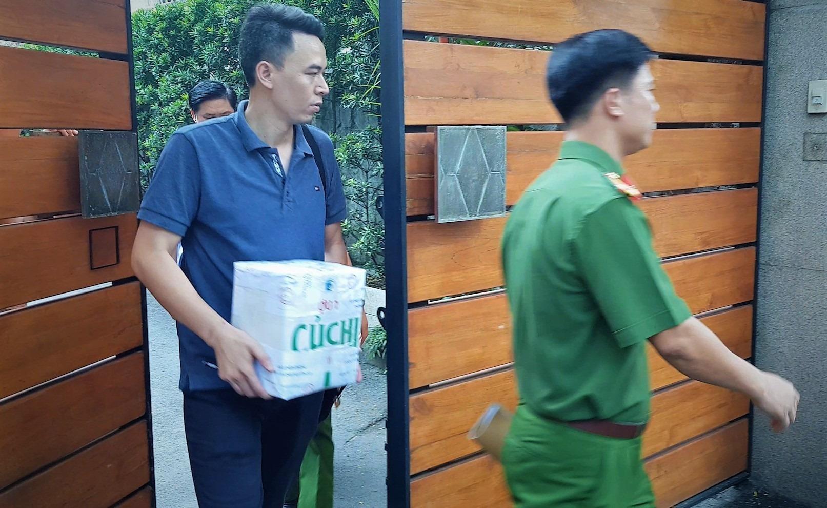 Lê Tấn Hùng bị bắt ảnh 2 Le Tan Hung bi bat anh 2