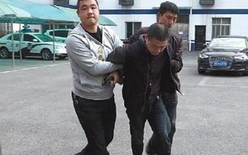 cướp hàng loạt tiệm vàng ảnh 4 cuop hang loat tiem vang anh 4