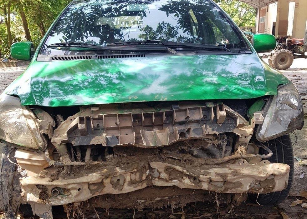 Tai xe taxi ke lai phut sinh tu thoat khoi ten cuop hinh anh