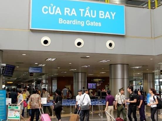 Hanh khach trom dong ho Longines o cua soi an ninh san bay Noi Bai hinh anh