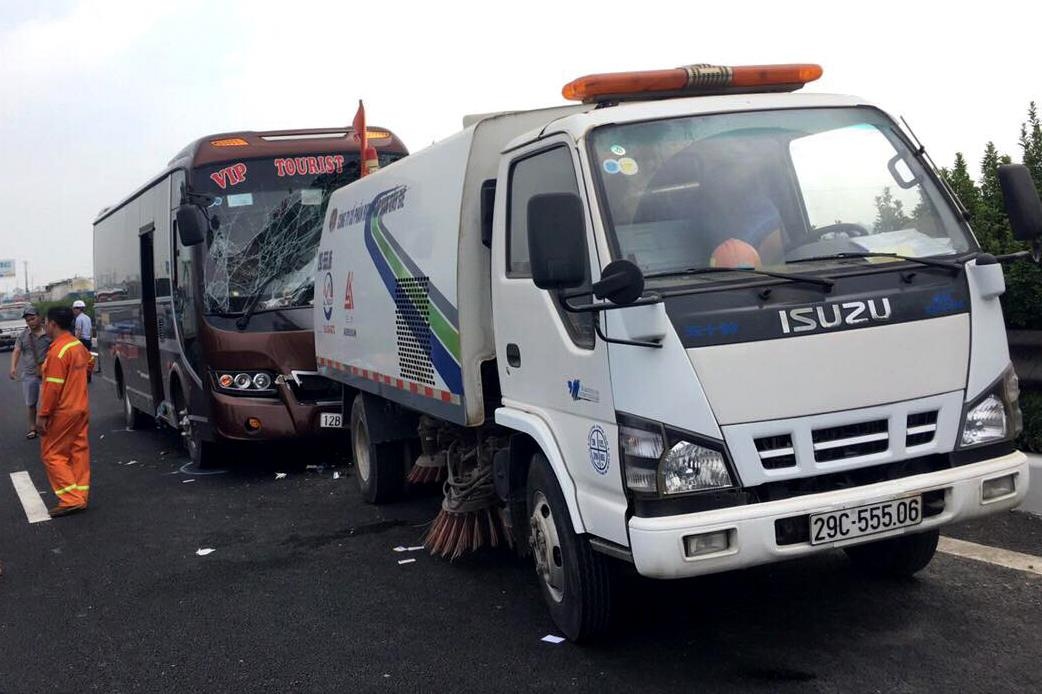 Tai nạn ở Pháp Vân - Cầu Giẽ ảnh 1 Tai nan o Phap Van - Cau Gie anh 1