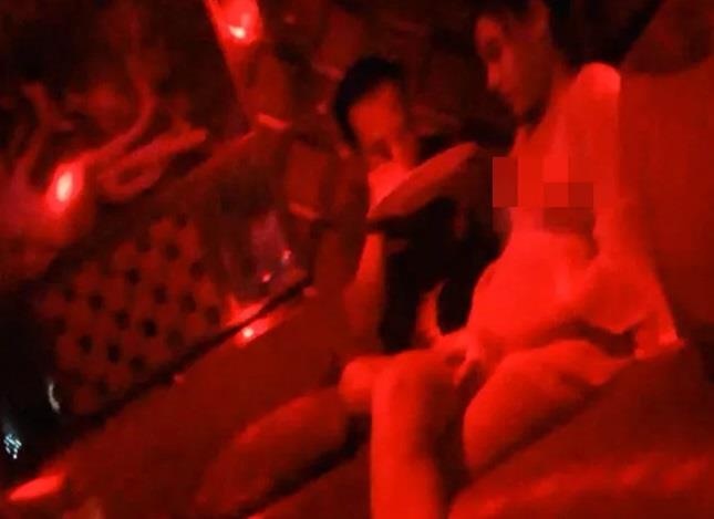 Bi mat ben trong cac diem thac loan o khu trung tam TP.HCM hinh anh