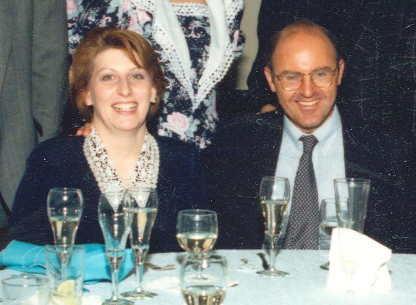 Muu mo tinh vi cua giao su giet vo va phan quyet gay soc cua toa an hinh anh