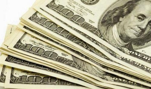 Truy tim tai xe cung chiec phong bi co 8.000 USD hinh anh