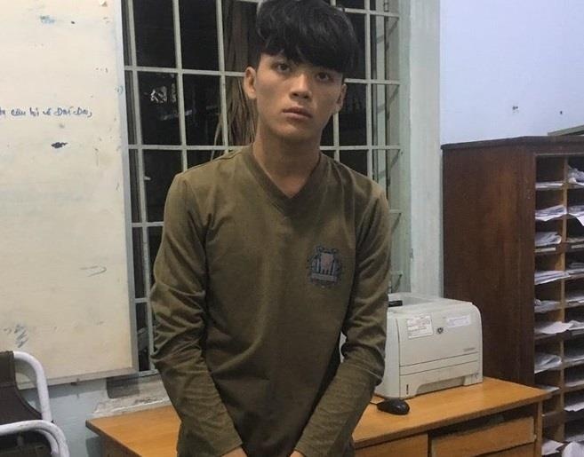 Công an hóa trang Grab bắt kẻ hiếp dâm  ảnh 1 Cong an hoa trang Grab bat ke hiep dam anh 1