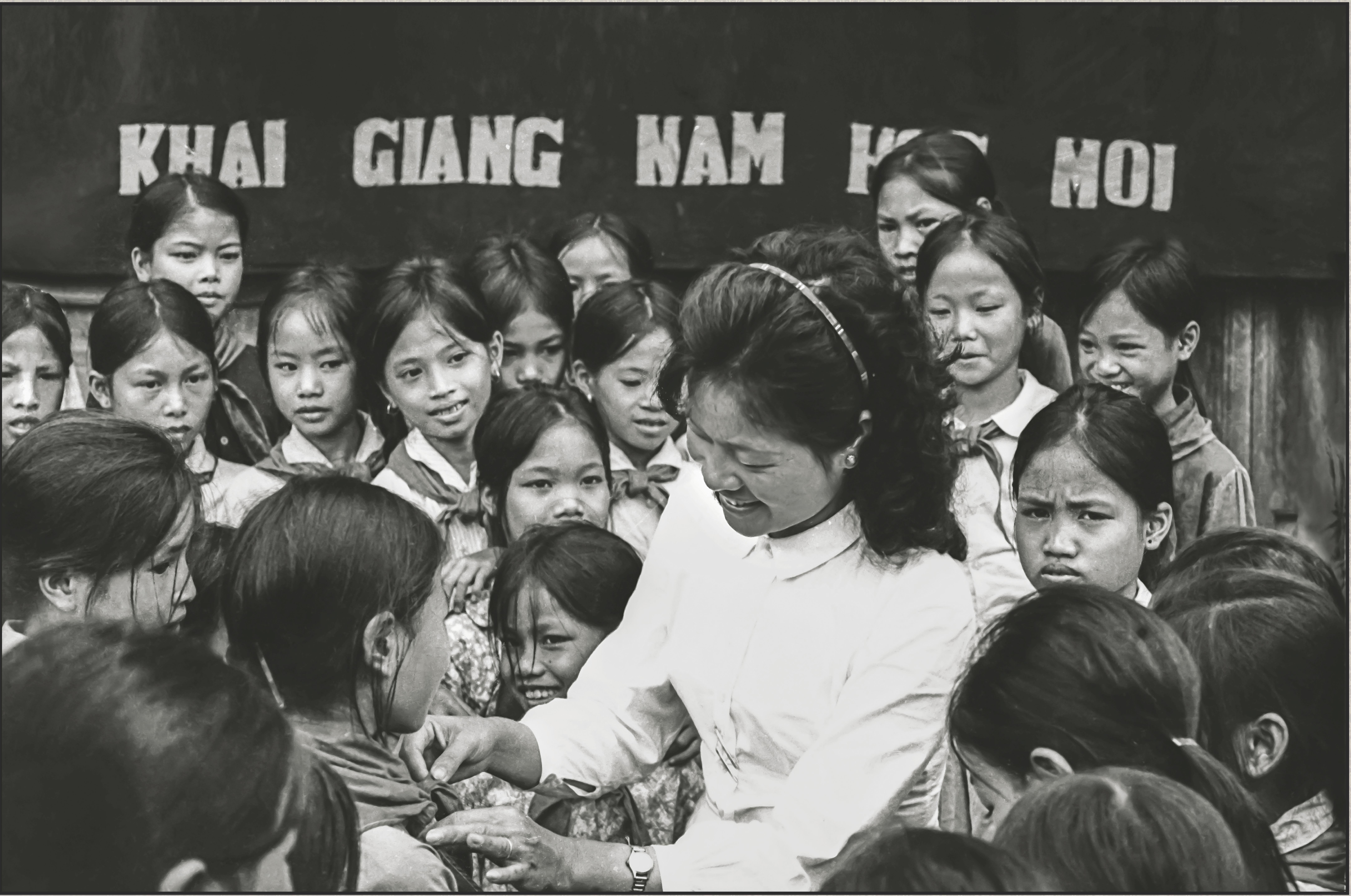 Anh quy ve le khai giang nhung nam 60, 70 the ky truoc hinh anh