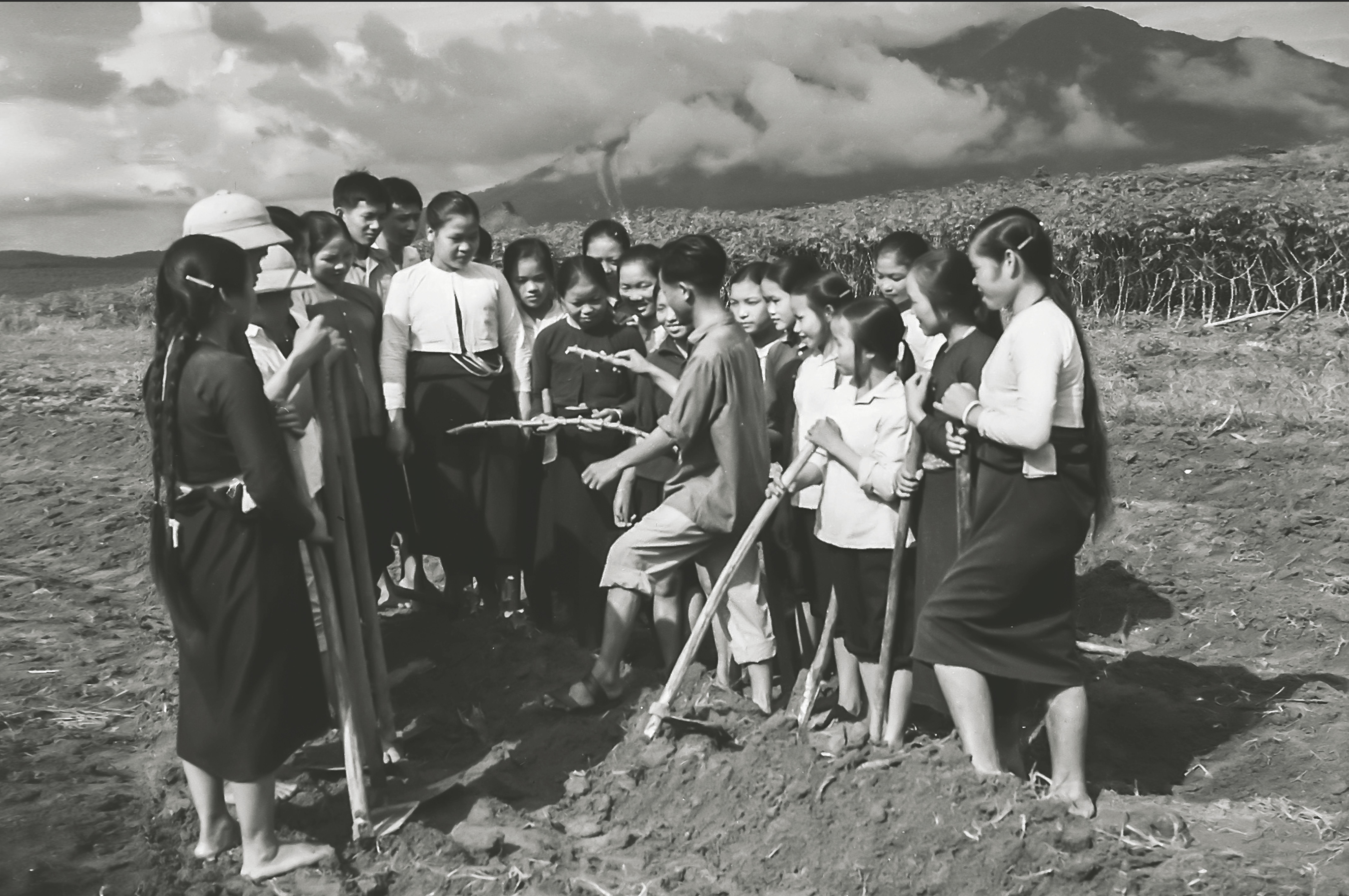 le khai giang nam hoc anh 6