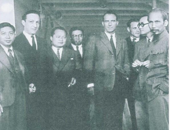 'Ong Phat lam sung' tu bo luong 22 lang vang de lam viec dai nghia hinh anh