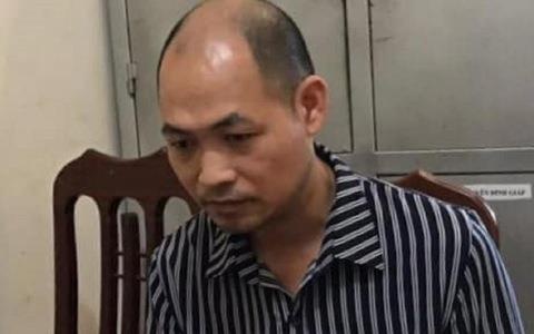 Trum tin dung den duoi vo boc can bo hinh anh
