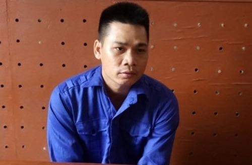 Chan dung ke sat hai co gai gan cau Bai Chay hinh anh