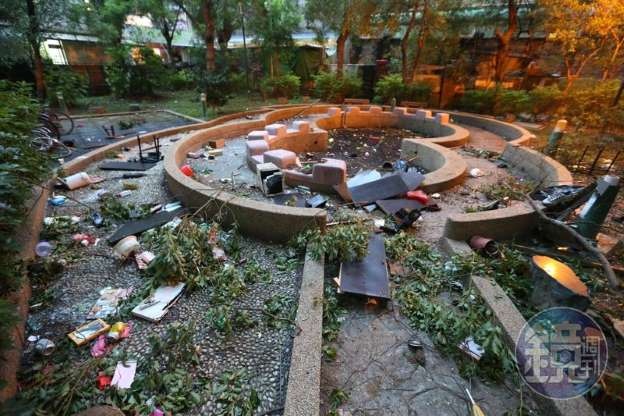 Nghich tu giet me anh 1