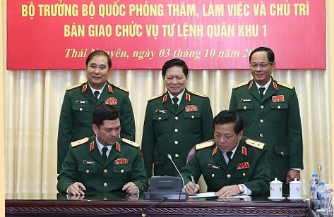 bo nhiem nhan su cao cap cua Quan doi anh 1