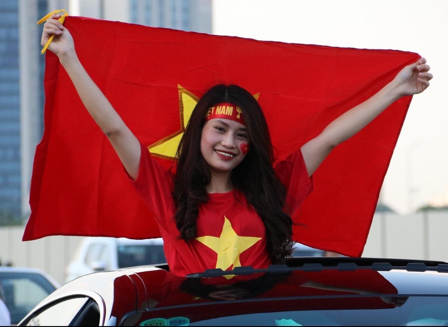 Giao thong tac nghen quanh San van dong My Dinh hinh anh