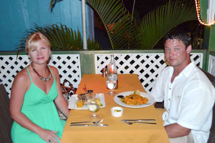 Cặp vợ chồng mới cưới ảnh 1 Cap vo chong moi cuoi anh 1