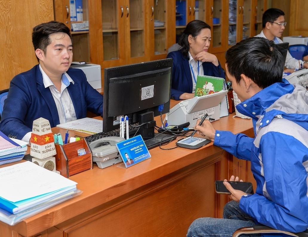 Dung Zalo trien khai hanh chinh cong 'khong giay to' tai Vinh Phuc hinh anh