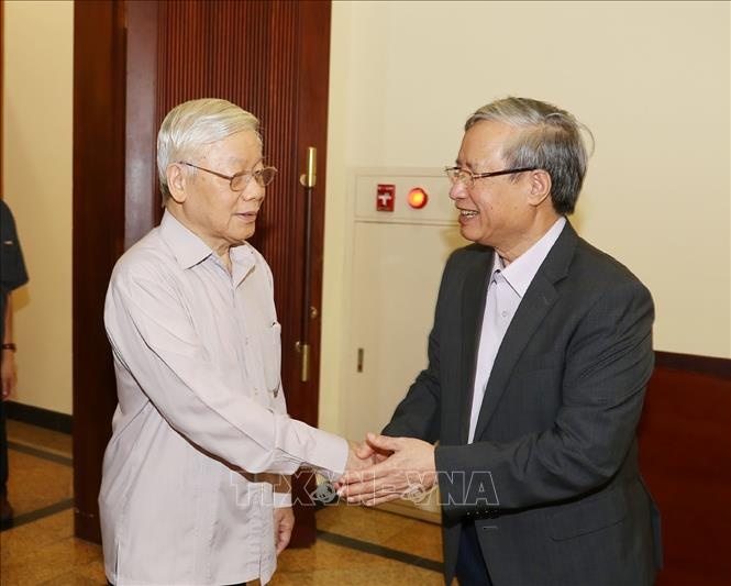 cuoc hop chong tham nhung anh 1