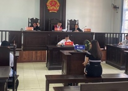 Xen toc tinh dich anh 1