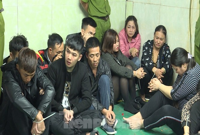 Sới bạc khủng dưới hầm ngầm ở Vĩnh Phúc  ảnh 1 Soi bac khung duoi ham ngam o Vinh Phuc anh 1