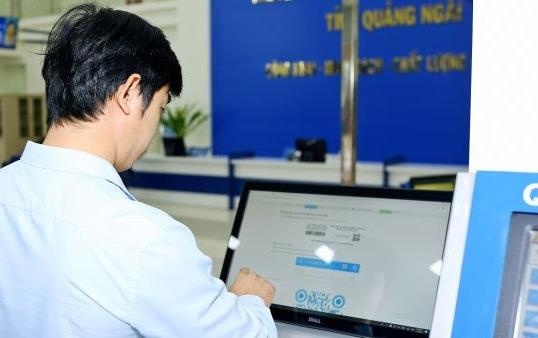 Dong Thap thi diem giai quyet thu tuc hanh chinh qua Zalo o cap xa hinh anh