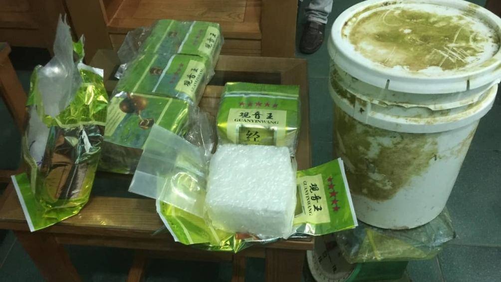 Lại phát hiện ma túy dạt vào bờ biển ảnh 1 Lai phat hien ma tuy dat vao bo bien anh 1