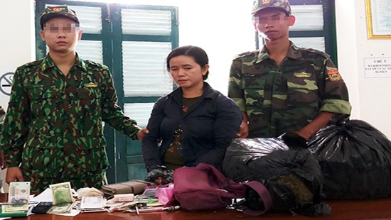 Nhan 500.000 dong de van chuyen 5,8 kg can sa hinh anh