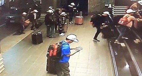 De nghi truy to 6 bi can to chuc cho nguoi khac tron di nuoc ngoai hinh anh