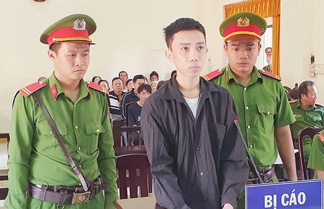 Tu hinh ke giet nu chu no roi vut xac xuong song hinh anh