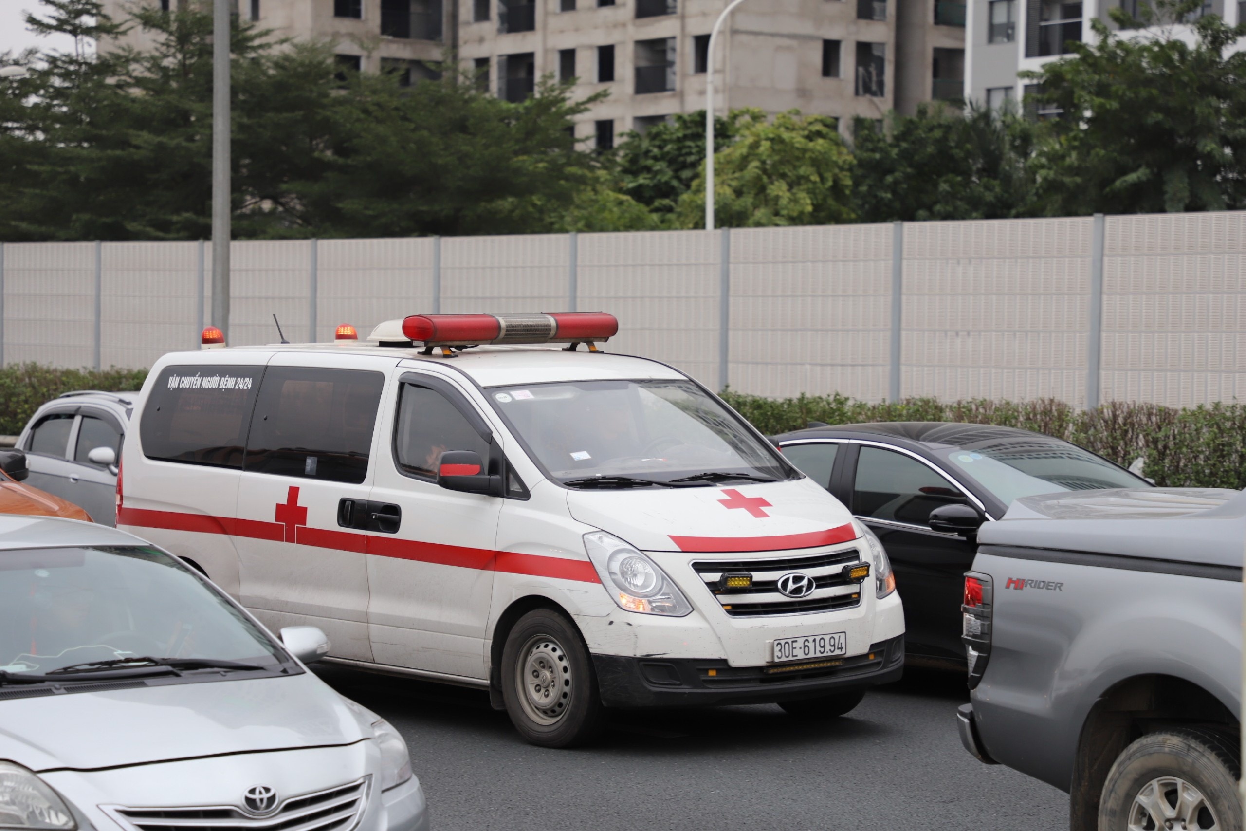 un tac giao thong anh 8