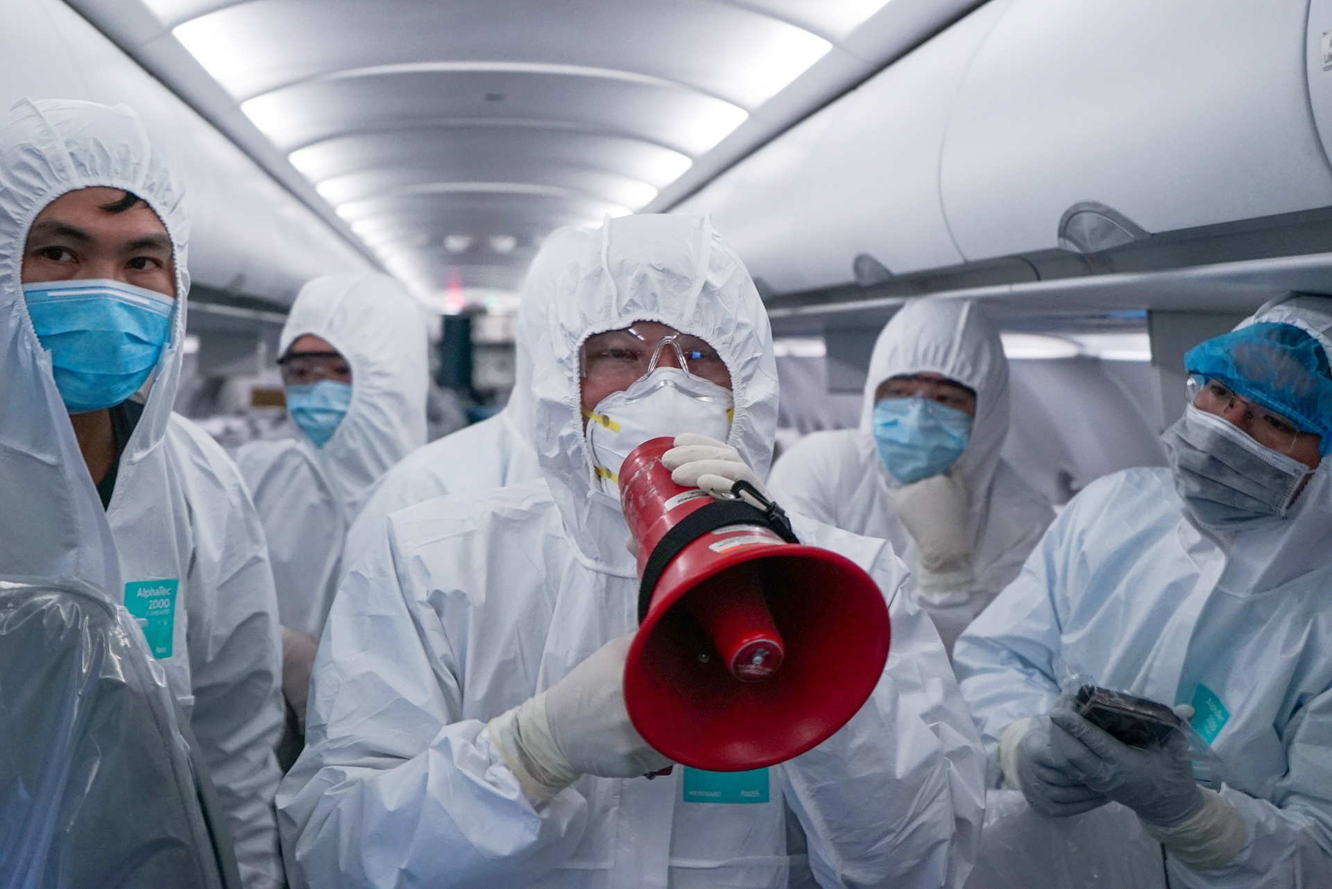 Nhung dieu dac biet cua 'chuyen bay Vu Han' hinh anh