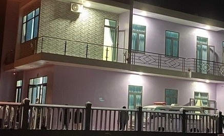 Pho truong cong an huyen o Thua Thien - Hue tu vong trong nha nghi hinh anh