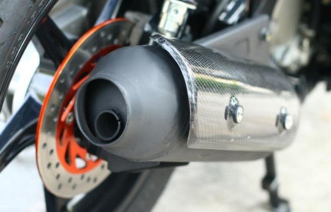 Dam chet nguoi di duong chi vi tieng ru ga hinh anh