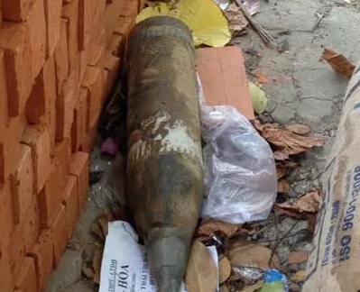 Lay bua dap dau dan, nguoi dan ong bi dan no tu vong hinh anh