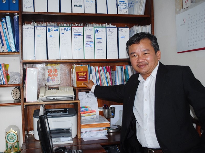 Thay giao thang kien sau 14 nam voi 8 phien toa hinh anh