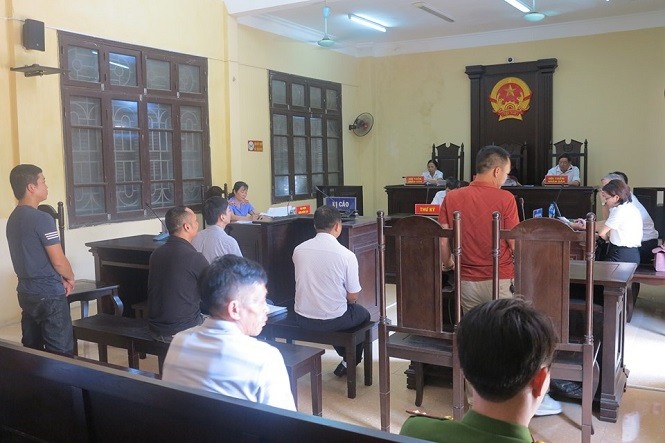 cán bộ chém người ảnh 1 can bo chem nguoi anh 1