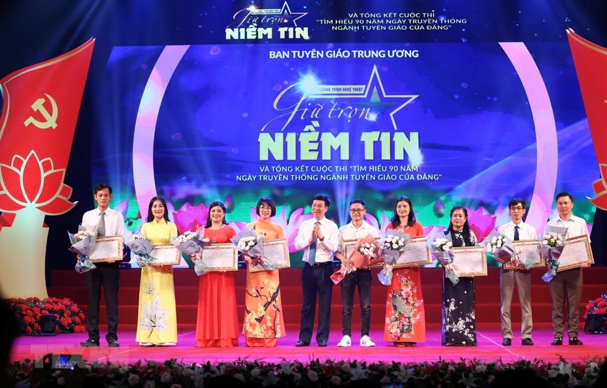 Ngay truyen thong nganh Tuyen giao anh 1