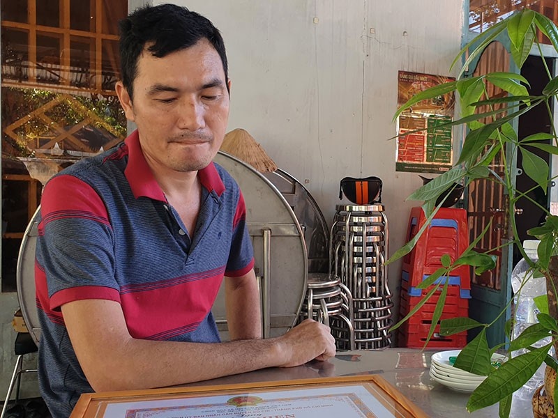 Anh dan phong khac tinh cua trom cap hinh anh