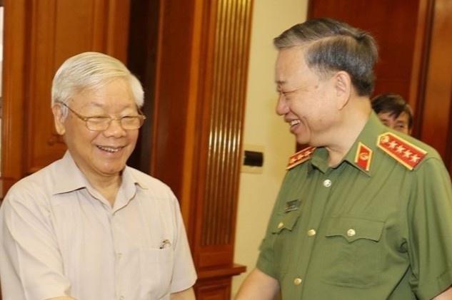 Bo Chinh tri lam viec voi Thuong vu Dang uy Cong an Trung uong hinh anh