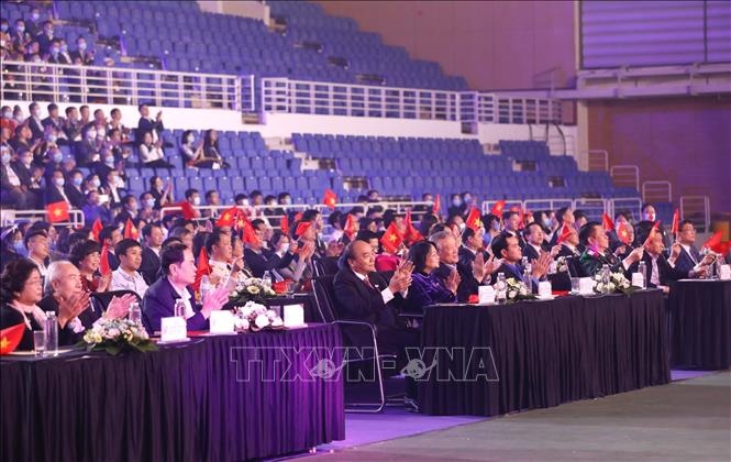 Dai hoi thi dua yeu nuoc anh 1