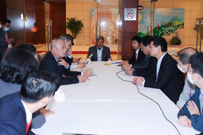 Dai hoi lan thu XIII cua Dang anh 1