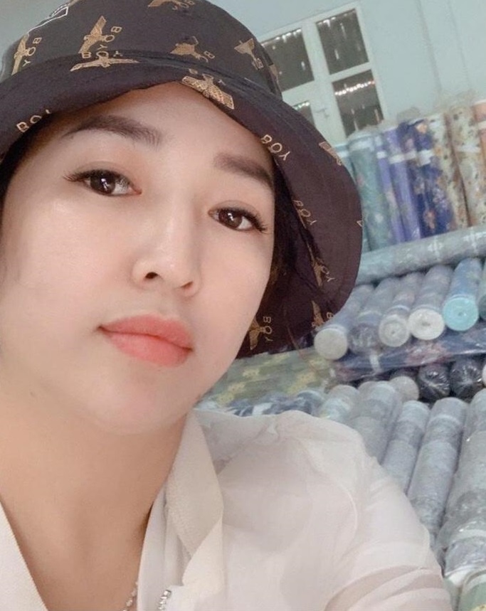 nu quai chiem doat tien anh 1