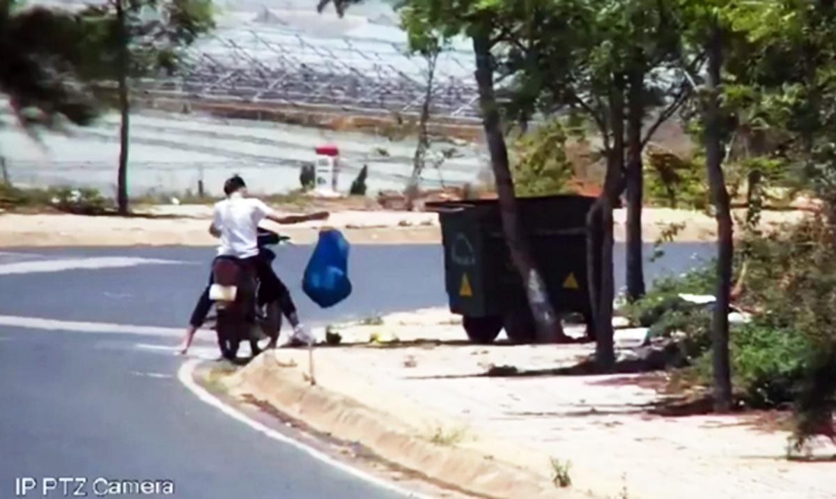 phat nguoi xa rac anh 2