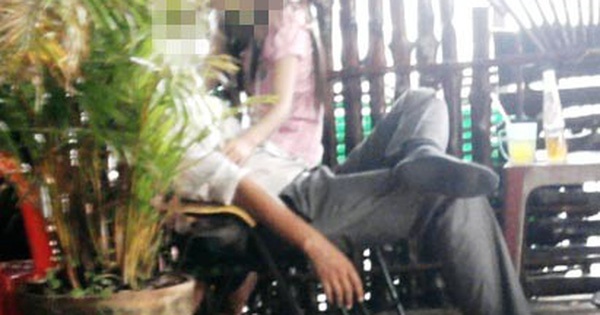 Quan ca phe cho nhan vien massage kich duc roi chia doi tien hinh anh