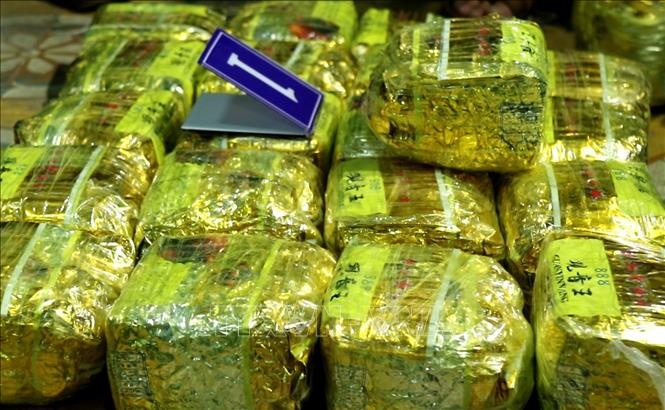 Bat nghi pham tron truy na dac biet hinh anh