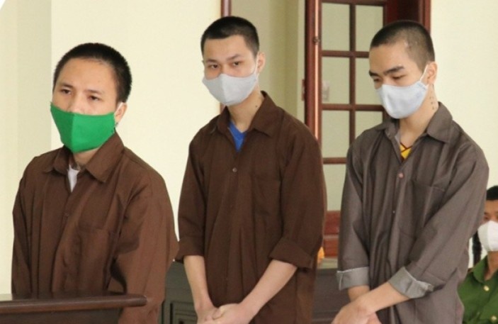 Ke chu muu vu cuop 2 ty cua ban nhau linh 18 nam tu hinh anh