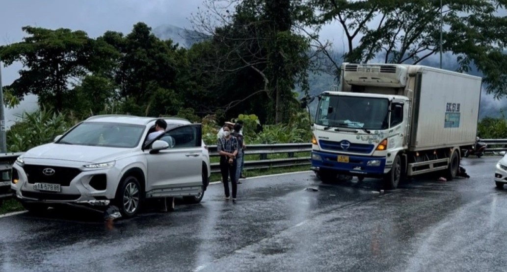 Tam giam tai xe gay tai nan khien 2 phu nu tu vong tren deo Bao Loc hinh anh