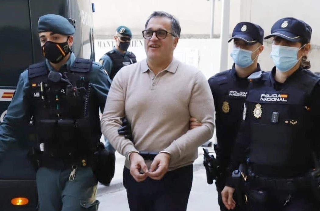 Trum ma tuy me sieu xe sa luoi o chau Au hinh anh